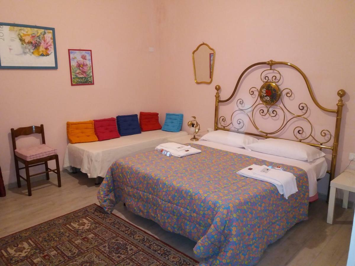 Da Selly Bed & Breakfast มานโตวา ภายนอก รูปภาพ